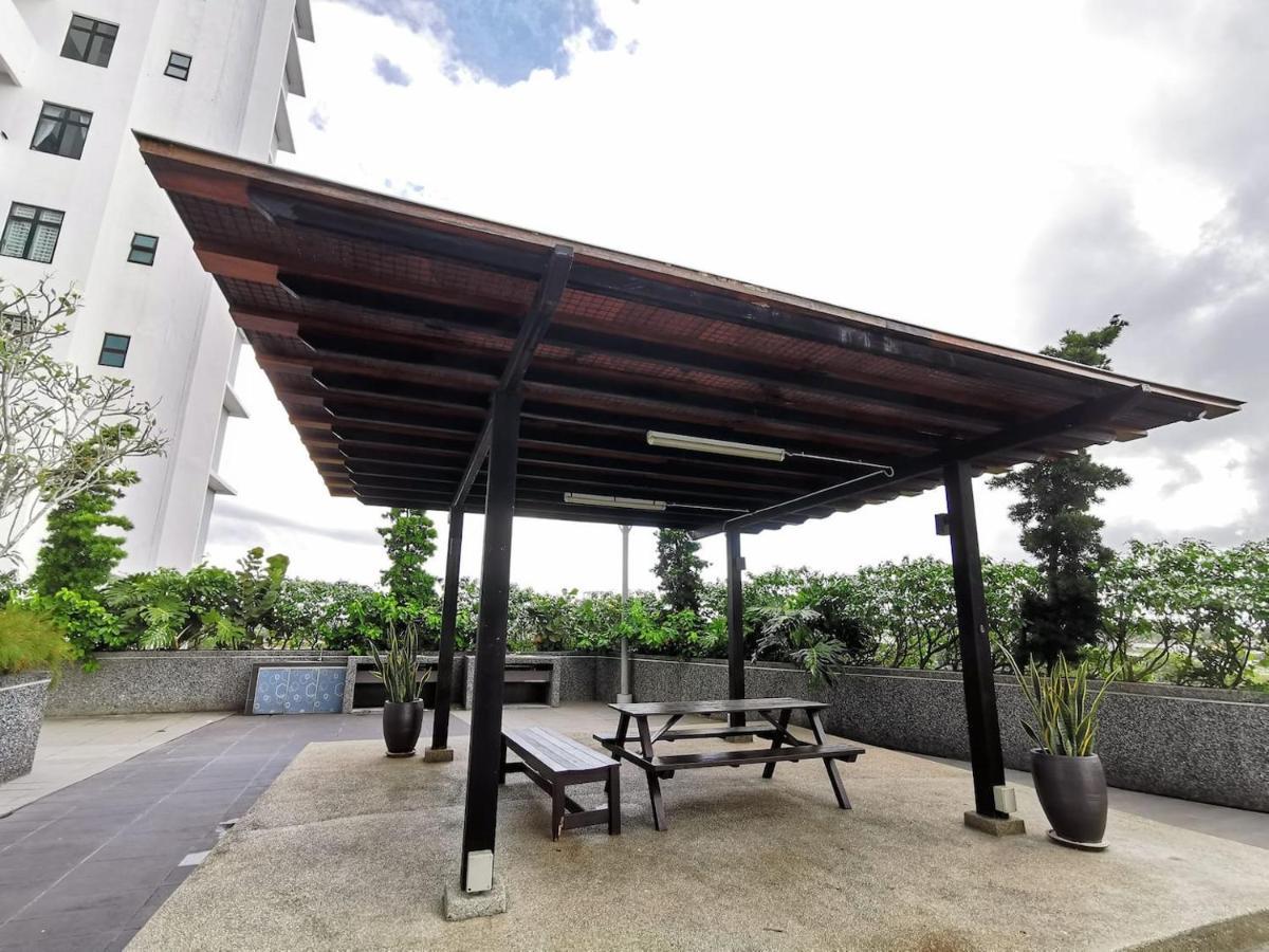 B2510 Paradigm Mall 2Br 6Pax Wifi Tvbox Netflix! Prime Area The Platino By Stay Johor Bahru Exterior photo